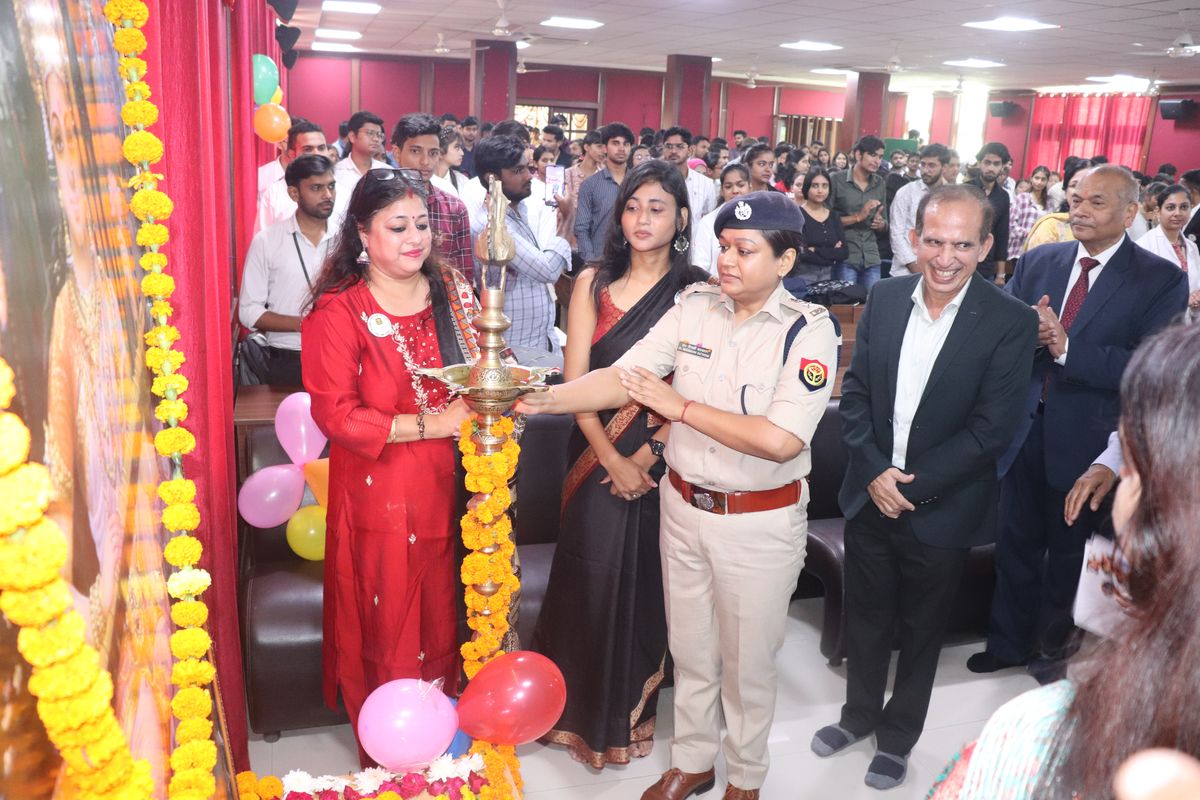 international-girl-child-day-celebration-noida-international-university